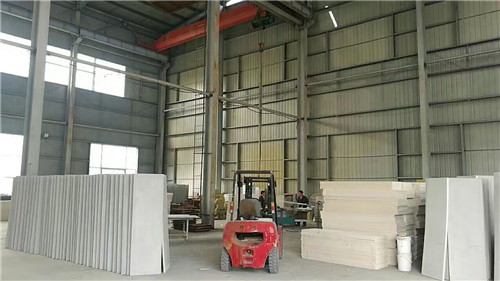 科沃保溫裝飾一體板在市場上都有哪些優(yōu)勢？